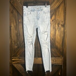 American Eagle Skinny Jeans Next Level Stretch Light Wash Distressed Size 6